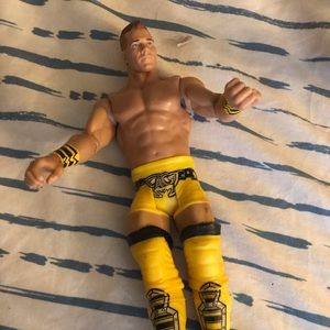 Wrestling figures! Might be someone’s fave🙂